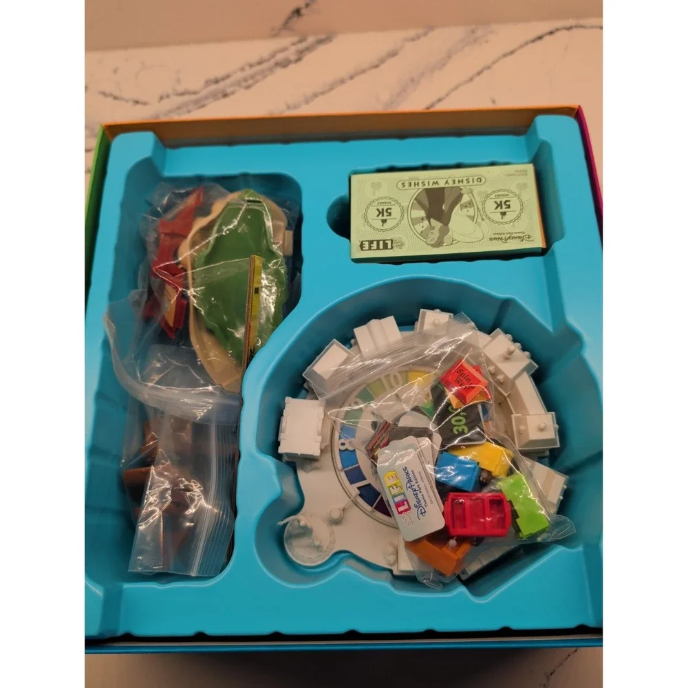 Disney Parks The Game of Life Theme Park Edition WDW Disneyland Barely Played